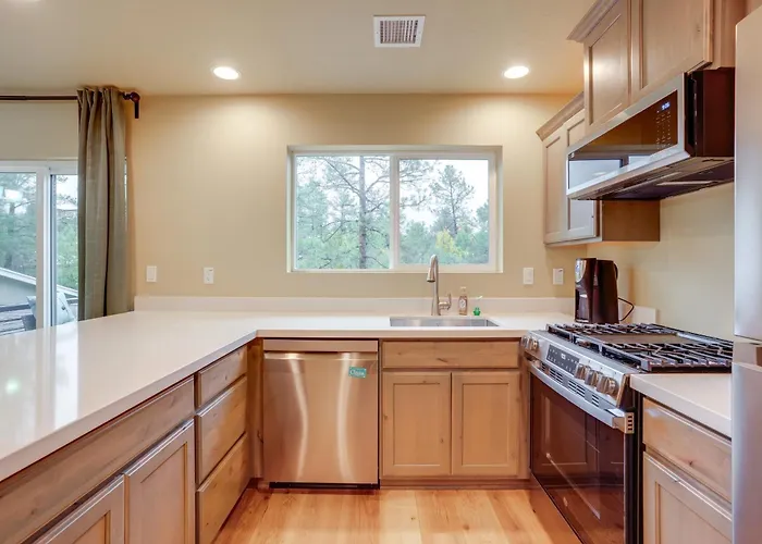 Holiday home Cozy Woodland Retreat In The Pines, Near Prescott! *