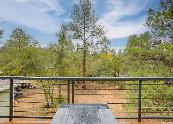 Holiday home Cozy Woodland Retreat In The Pines, Near Prescott! Prescott