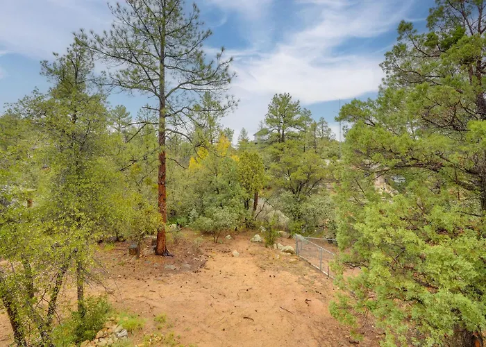 Holiday home Cozy Woodland Retreat In The Pines, Near Prescott! Prescott